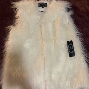 Ambiance White Faux Fur Vest